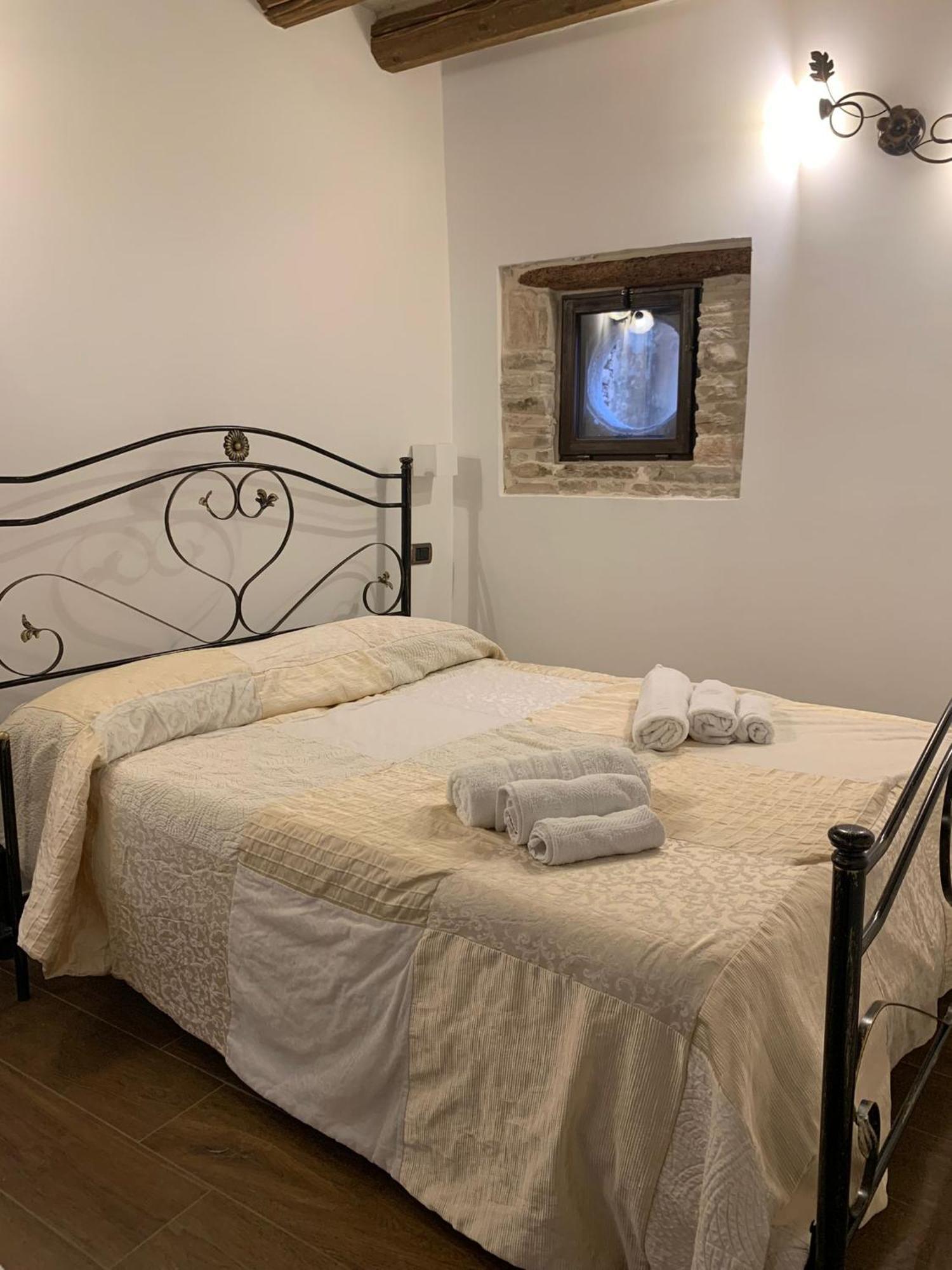 Il Torrione Apartment Terlizzi Bagian luar foto